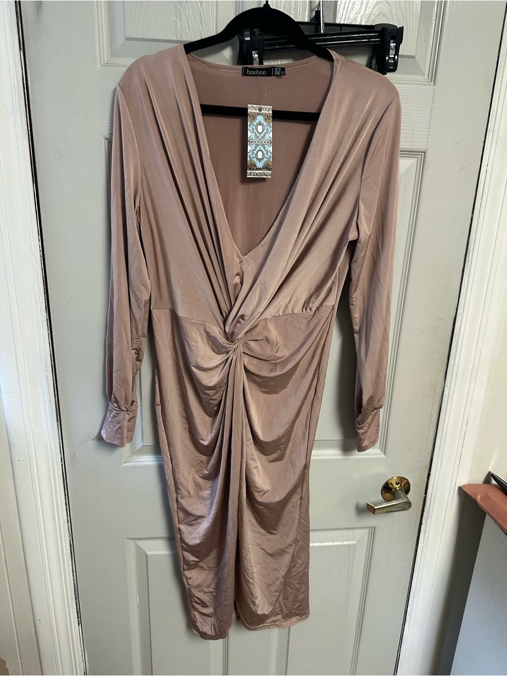 Boohoo Blush Knot-Front Midi Dress with Long Sleeves